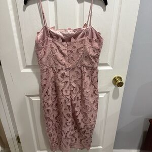 Elegant Pink Lace Dress